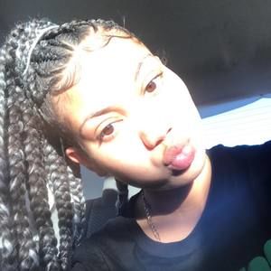 Meet your Posher, Kara